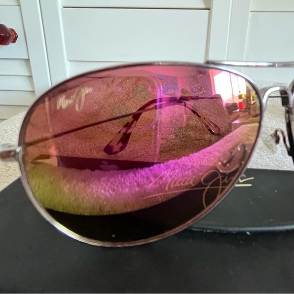 Authentic Maui Jim Polarized Aviator Sunglasses MAVERICKS with Tri~Fold case - Picture 2 of 10